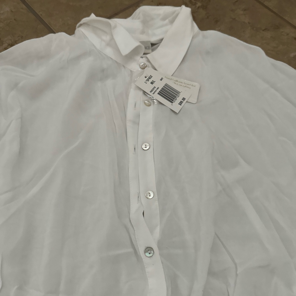 NWT WHITE BUTTON DOWN LONG SLEEVE BLOUSE - Picture 2 of 3